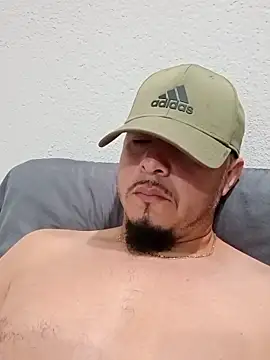 Lalin2323 Adlı Modelin Canlı XXX Sohbeti