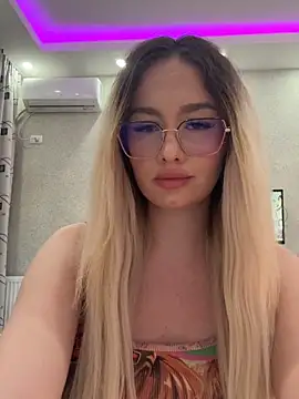 mollyxxx 现场XXX聊天