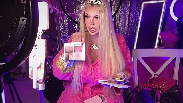 bimbotwerkqueen Adlı Modelin Canlı XXX Sohbeti