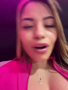 sexyyykloee live XXX chat