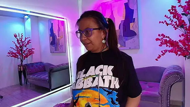 Amber__rouge Live XXX-Chat