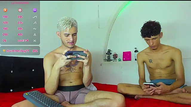 kaiborman00 라이브 XXX 채팅