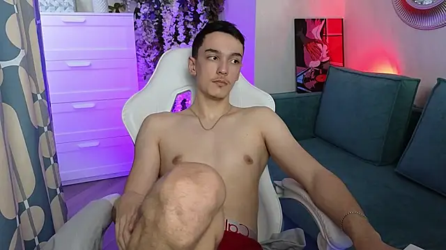 دردشة MoonlinSkinn الجنسية المباشرة