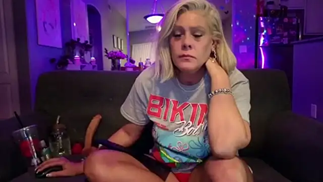 แชท XXX สดของ Lexi_Shocker