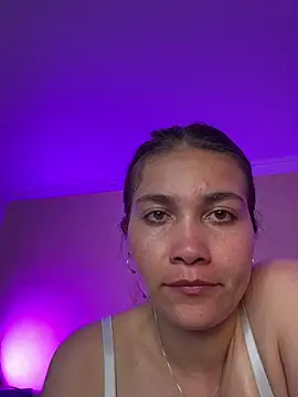 aurora_divine – Live XXX-chat