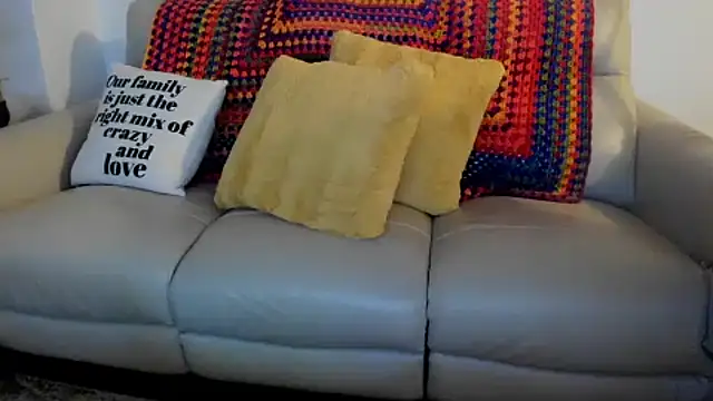 mindphu_k Show in webcam