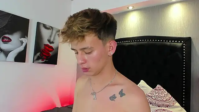 LiamWildx20 webkamerás műsora