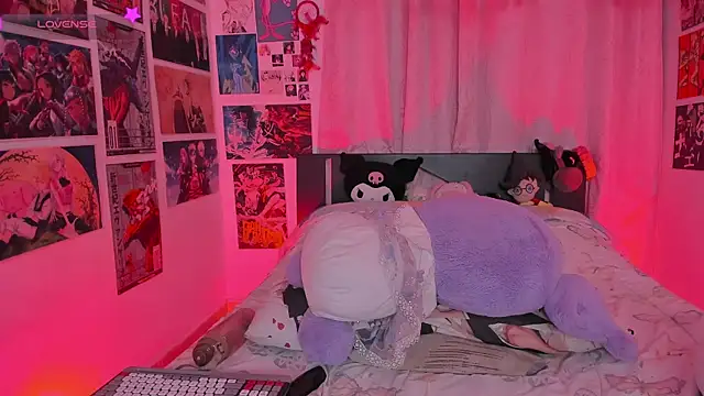 MissCurvyTop: онлайн-секс-чат