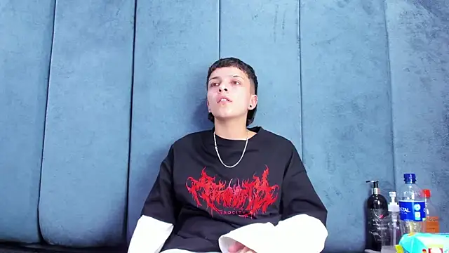 Megan_Thompson_ Live XXX-chat