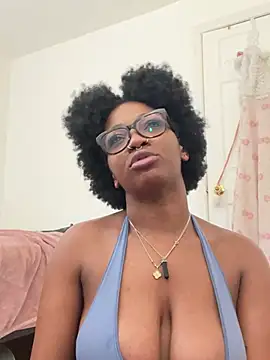 Chatroom XXX en direct de mochamimi