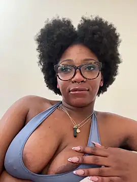 Chatroom XXX en direct de mochamimi