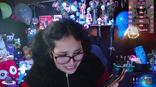 kureiji_hentaii Adlı Modelin Canlı XXX Sohbeti