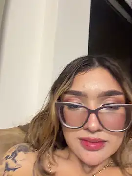 แชท XXX สดของ Arianavillada