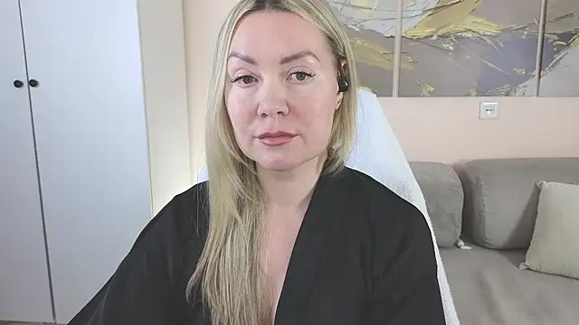 Chat +18 de ElyaSoftTemptation ao vivo