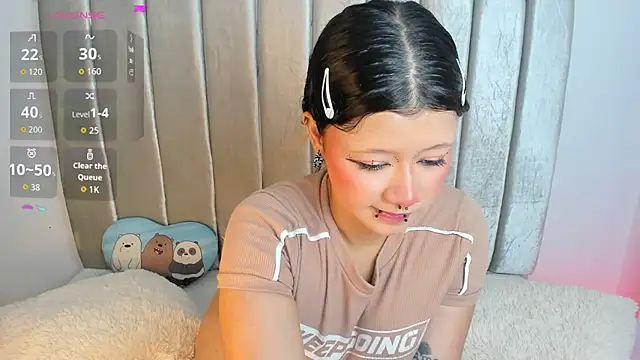 แชท XXX สดของ aurora_johnson_