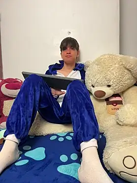 Naim_TheKingn Live XXX chat