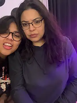 Онлайн чат XXX KittyTatts