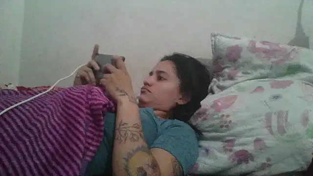 girl_tits Chat XXX in diretta