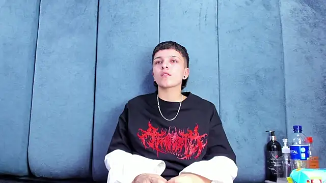 Chat XXX en directo de Megan_Thompson_