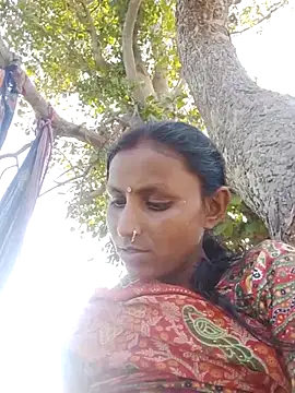 Juli_rathore: вебкам-шоу