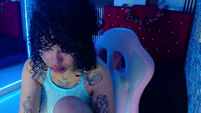 mia_hernnandez's Live XXX Chat