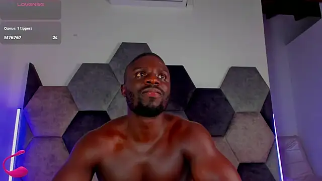 Latrellx7 Webcam show