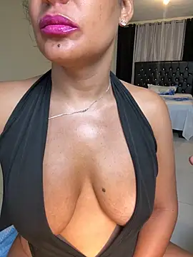 Živý XXX chat Latina-miss