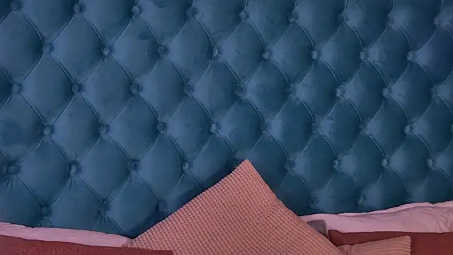 SecretSienna Pertunjukan Webcam