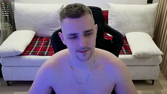 Larstar01のライブXXXチャット