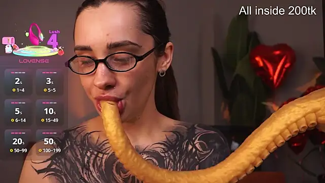 EvaCanton's Live XXX Chat