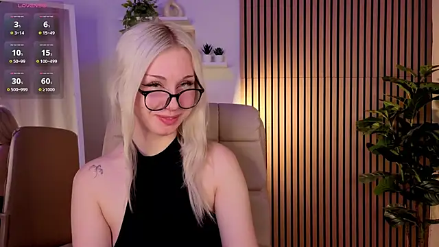 Chatroom XXX en direct de CatEyePro