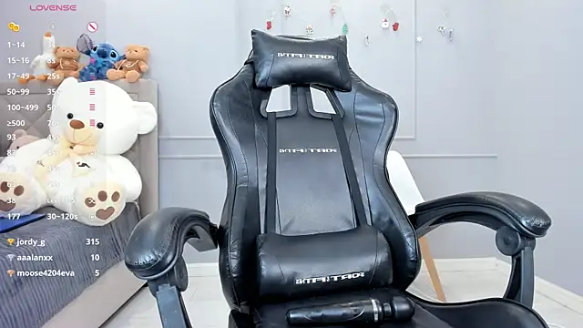 XXX chat uživo modela Yunleah