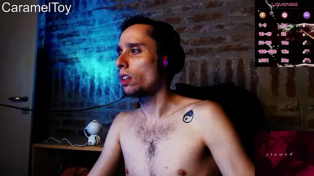 CaramelToy Pertunjukan Webcam