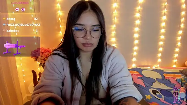 SaraCrow: онлайн-секс-чат