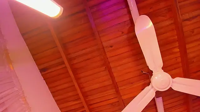 Gabby_Haze: онлайн-секс-чат