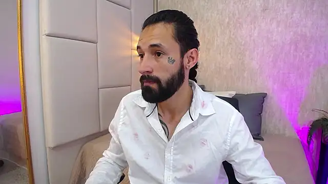 Chat +18 de Hisoka_011 ao vivo