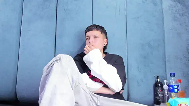 Chat +18 de Megan_Thompson_ ao vivo