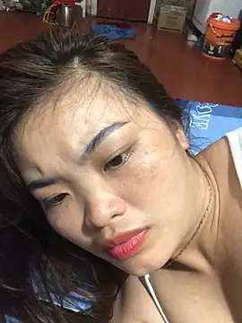 newbaby1 网络视讯表演