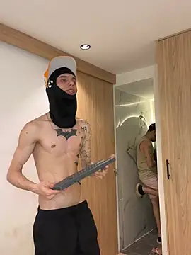 TheBatMansion – Kamerová šou