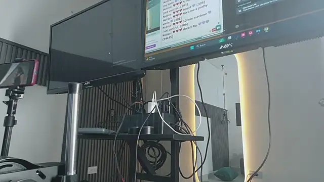 levana1 Chat XXX live