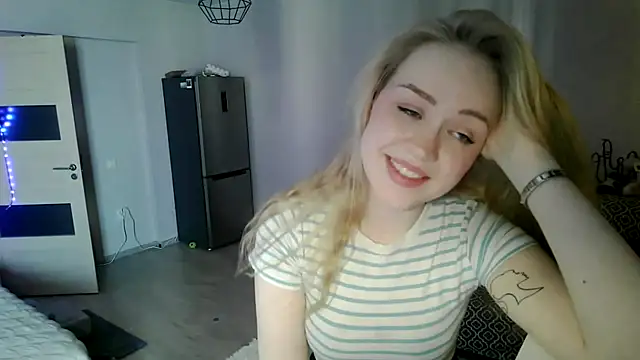 دردشة LunaPeony الجنسية المباشرة