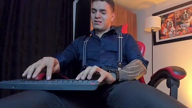 ALPHA_DOMINUS_ Adlı Modelin Canlı XXX Sohbeti