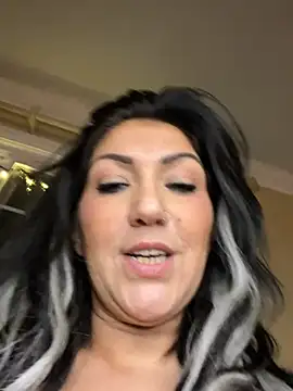 LittleMissEeven Live XXX chat