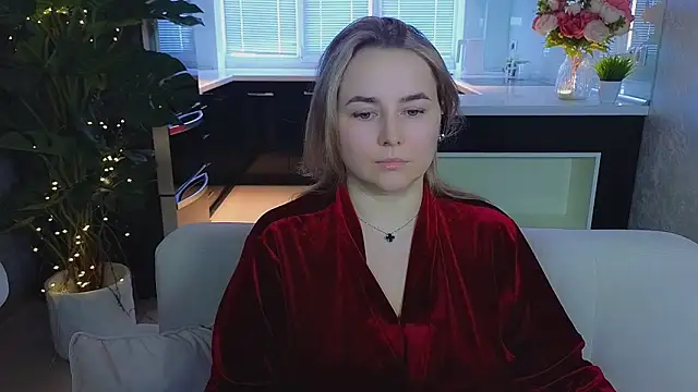 Mira_Mermayd Adlı Modelin Canlı XXX Sohbeti