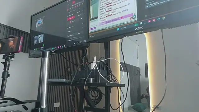 levana1 Live XXX-Chat