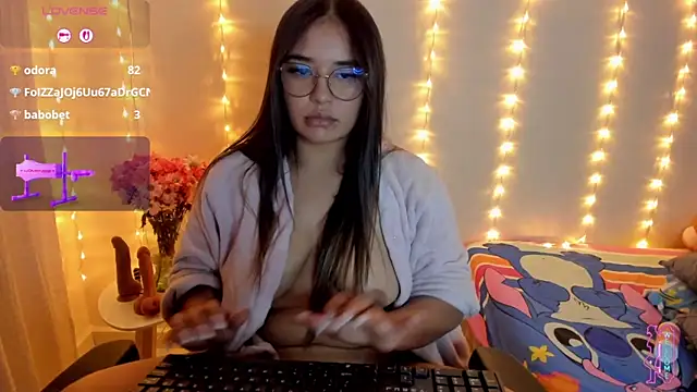 Chat XXX Live SaraCrow