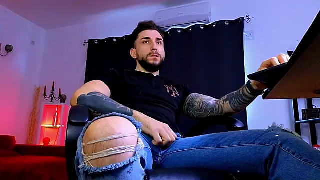 Chat +18 de MightyAaron66 ao vivo