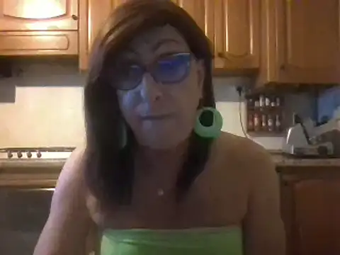 Tiabet Adlı Modelin Canlı XXX Sohbeti