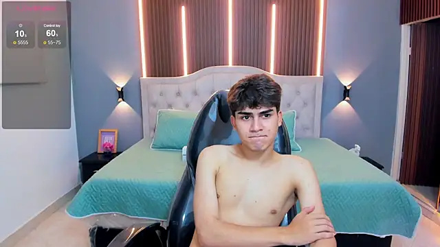 Chat XXX Live Tommy18__