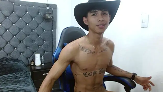 luka_big18 Pertunjukan Webcam